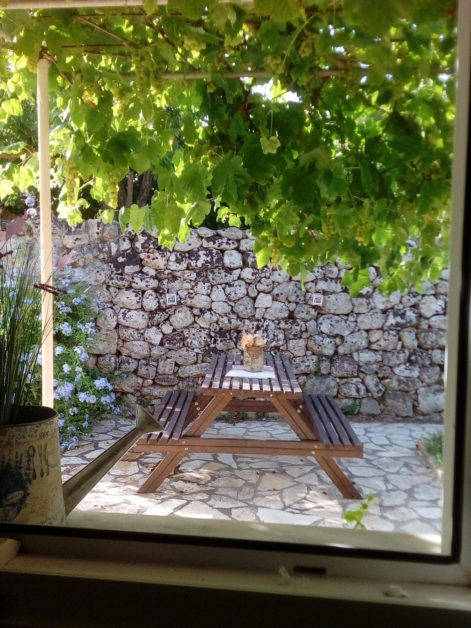 Adonino Residence-The House Of Pomegranates Lakíthra Exteriér fotografie